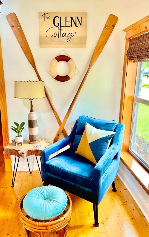 The Charming Glenn Cottage! Walk To Lake Michigan! Fennville 외부 사진