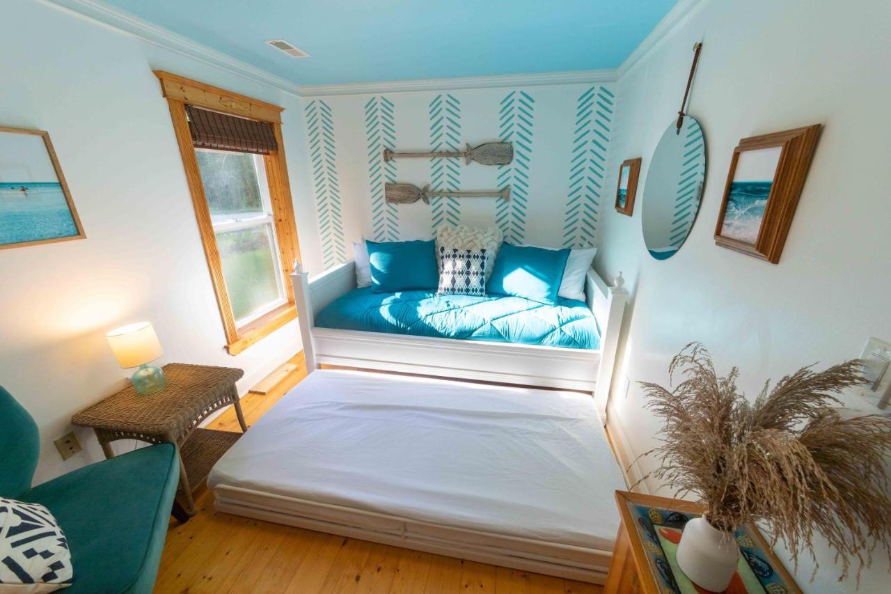 The Charming Glenn Cottage! Walk To Lake Michigan! Fennville 외부 사진